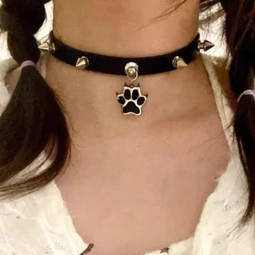 Black Leather Rivets Cat Claw Choker Necklace | Y2K Gothic Fashion Jewelry