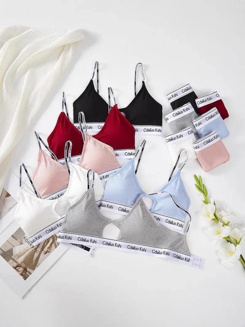 Fashionable Breathable Sports Bra And Panty Set Wireless Nylon Fabric Gathered Cup Fitness Underwear Short Style for Women