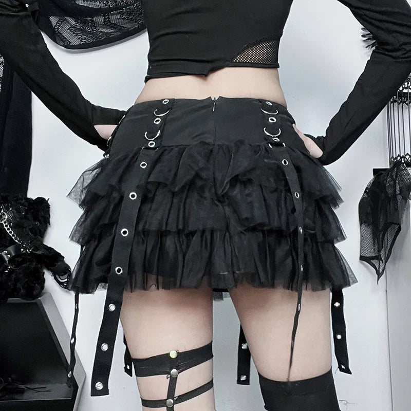 Black Women Punk High Waisted Goth Skirt Sexy Pleated Mini Skirt with Chain E Girl Lace-Up Tie PU Leather Corset Y2K Crop Tops