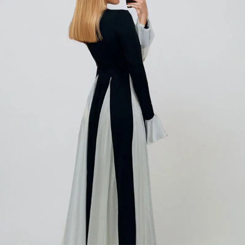 Elegant Color Block A-Line Knitted Bell Sleeve Dress