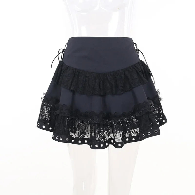 Black Women Punk High Waisted Goth Skirt Sexy Pleated Mini Skirt with Chain E Girl Lace-Up Tie PU Leather Corset Y2K Crop Tops