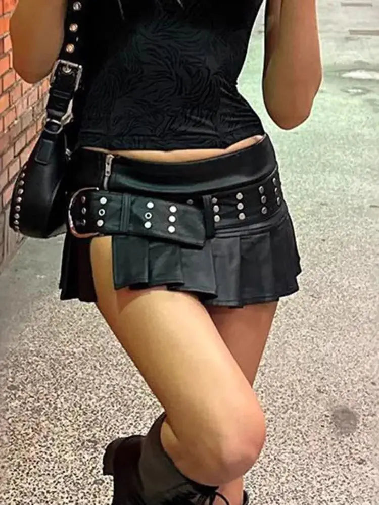 Women's Black Gothic A-line Pleated Leather Skirt Y2k Mini Shorts Skirt 2000s Vintage Clothes Summer Streetwear Punk E-Girl 2026