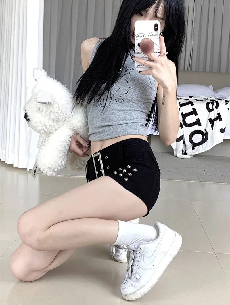 Black Y2K Low Rise Denim Shorts Slim Fit Gothic Jean Shorts